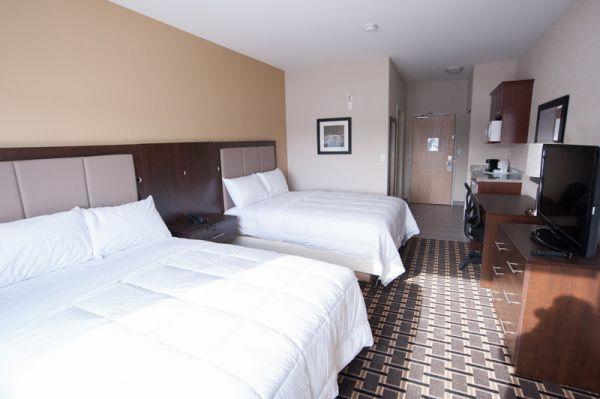 Western Star Inn & Suites Stoughton ห้อง รูปภาพ
