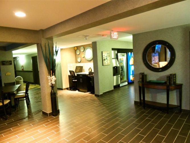 Western Star Inn & Suites Stoughton ภายนอก รูปภาพ