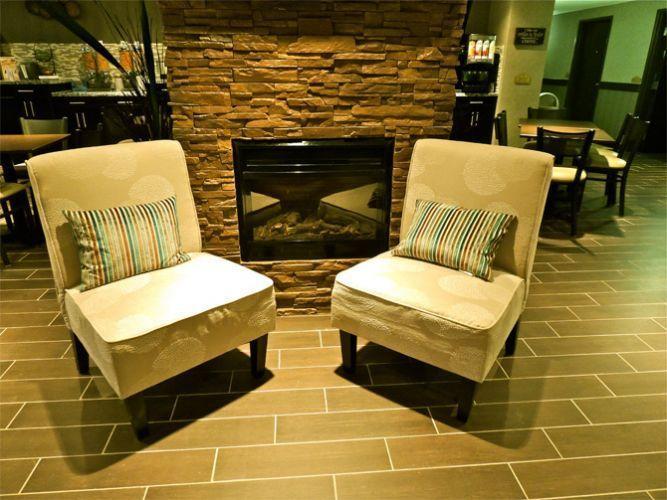 Western Star Inn & Suites Stoughton ภายนอก รูปภาพ