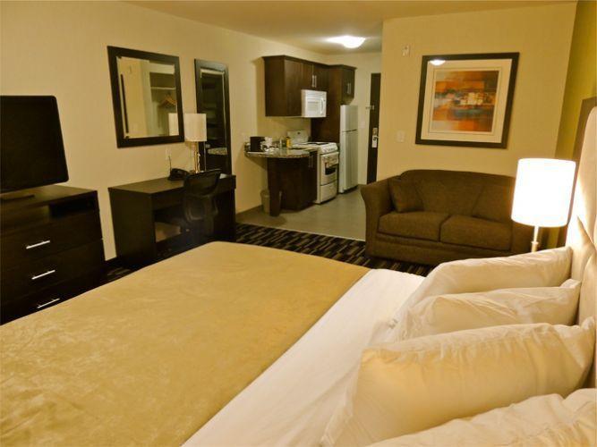 Western Star Inn & Suites Stoughton ห้อง รูปภาพ